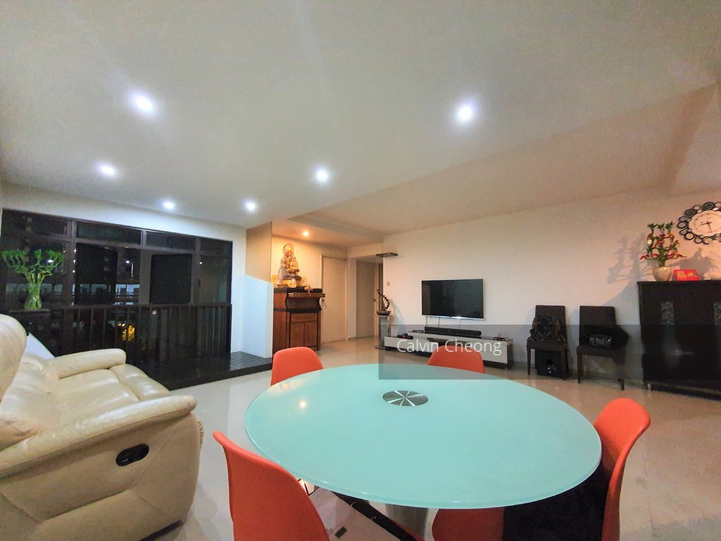 Blk 325B Sengkang East Way (Sengkang), HDB 5 Rooms #218378101